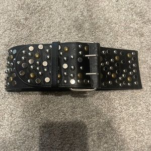 Bebe studded ball belt. Size p/S